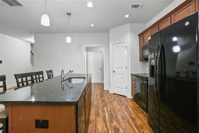 206 Britt Drive S, Lawrenceville, GA 30046