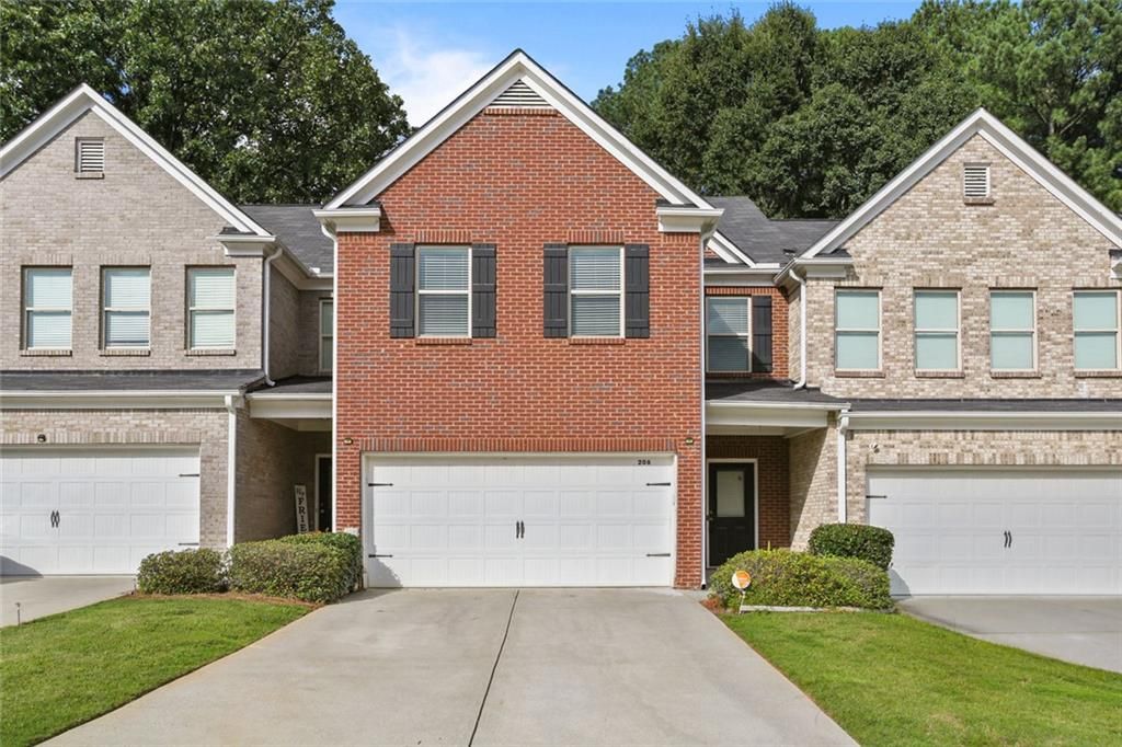206 Britt Drive S, Lawrenceville, GA 30046