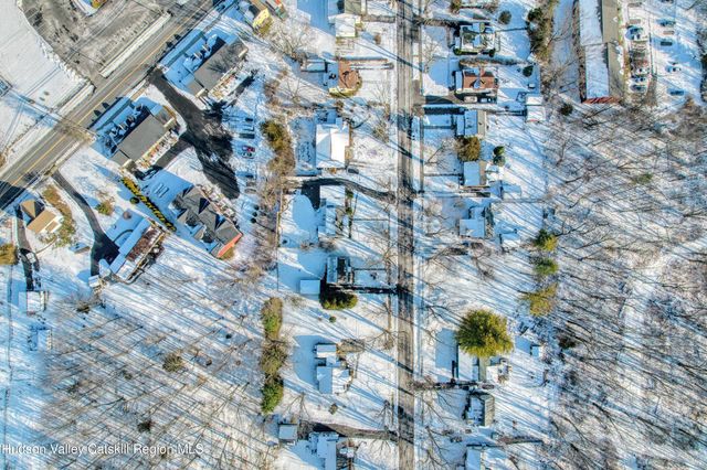 17 Spencer Boulevard, Coxsackie, NY 12051