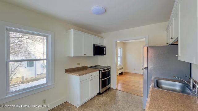 17 Spencer Boulevard, Coxsackie, NY 12051