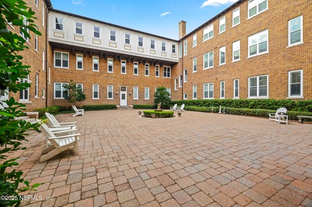 2525 COLLEGE Street, 1113, Jacksonville, FL 32204