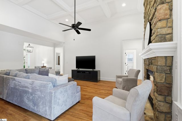 411 Kilgore Farms Circle, Simpsonville, SC 29681