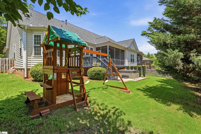 411 Kilgore Farms Circle, Simpsonville, SC 29681
