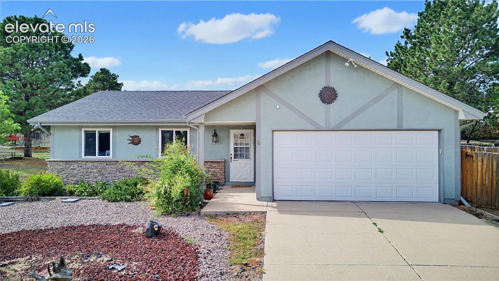 5540 Lantana Circle, Colorado Springs, CO 80915 — exterior