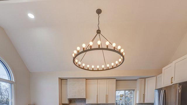 1018 Laurelwood Drive, Kingsport, TN 37660