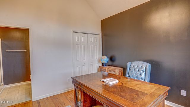 1018 Laurelwood Drive, Kingsport, TN 37660