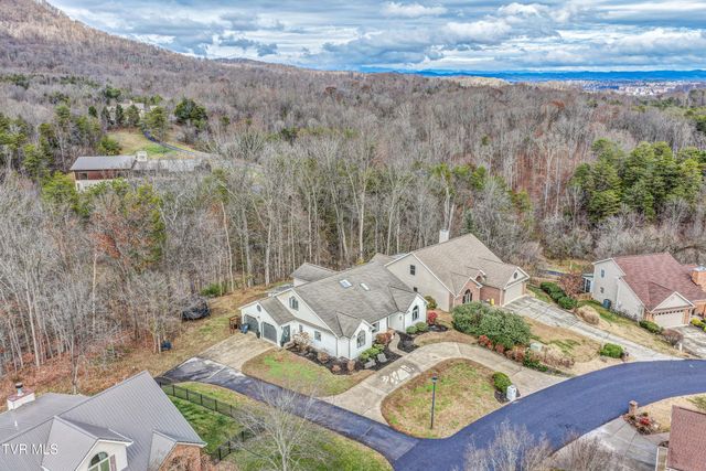 1018 Laurelwood Drive, Kingsport, TN 37660