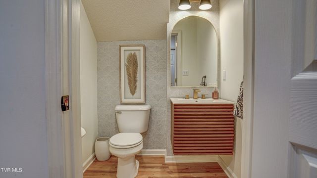 1018 Laurelwood Drive, Kingsport, TN 37660