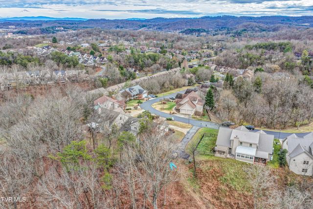 1018 Laurelwood Drive, Kingsport, TN 37660