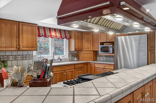 2133 Hunters Way Court, Chesterfield, MO 63017