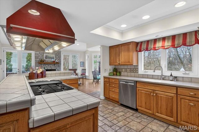 2133 Hunters Way Court, Chesterfield, MO 63017