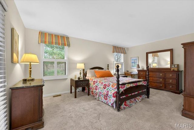 2133 Hunters Way Court, Chesterfield, MO 63017