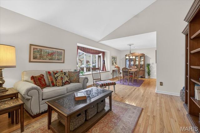 2133 Hunters Way Court, Chesterfield, MO 63017