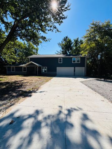 2075 E 200 S, Knox, IN 46534