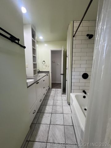 1751 E 59th Place, Tulsa, OK 74105