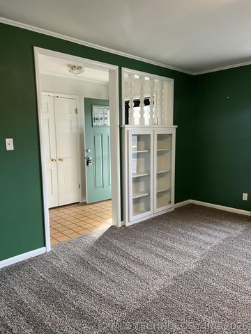 1751 E 59th Place, Tulsa, OK 74105