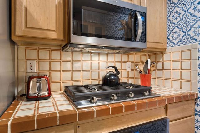 211 Rosario Unit 13, Santa Fe, NM 87501