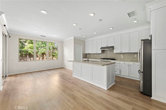 75 Maple Ash, Irvine, CA 92620