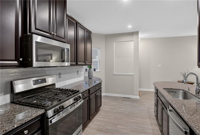 153 Dana Dr, Ohio Twp, PA 15143