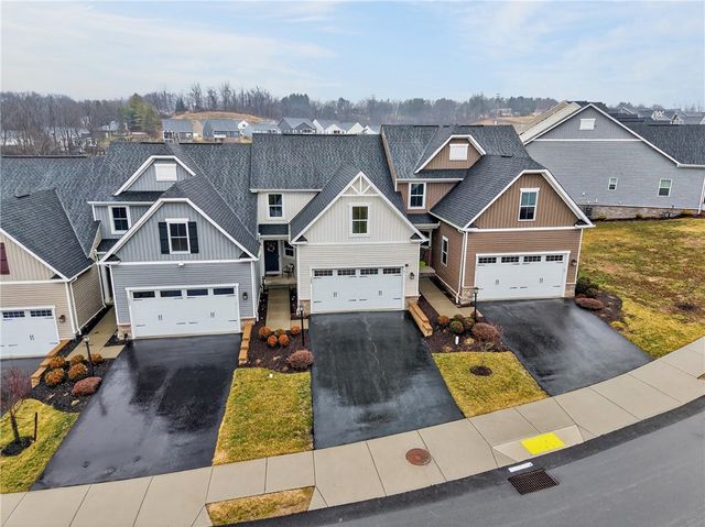 153 Dana Dr, Ohio Twp, PA 15143