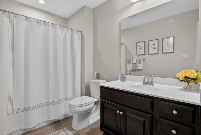 153 Dana Dr, Ohio Twp, PA 15143