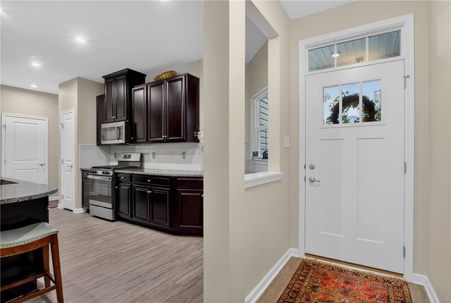 153 Dana Dr, Ohio Twp, PA 15143