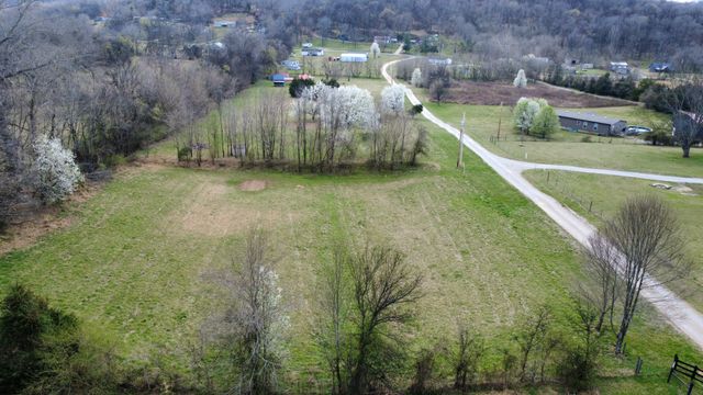 5160 Hillcrest Ln, Culleoka, TN 38451