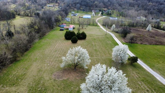 5160 Hillcrest Ln, Culleoka, TN 38451