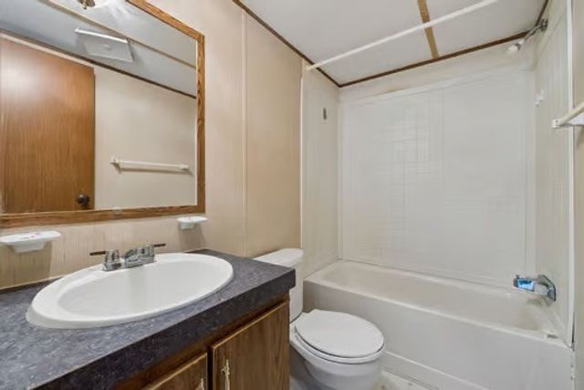 5160 Hillcrest Ln, Culleoka, TN 38451