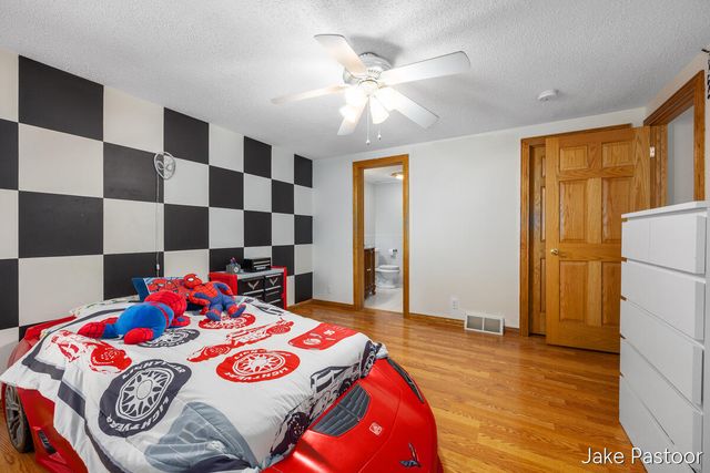9951 10 Mile Road Ne, Oakfield Twp, MI 49341