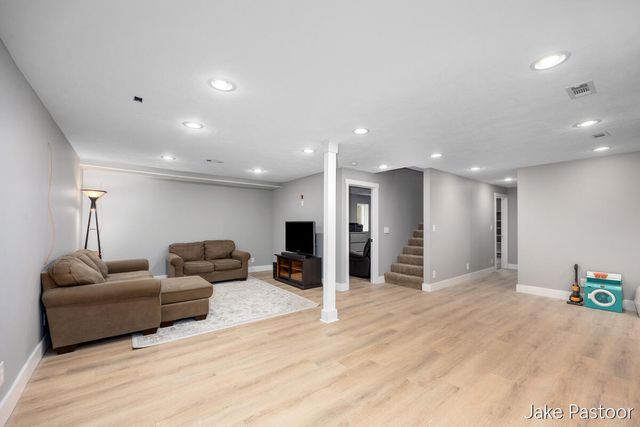 9951 10 Mile Road Ne, Oakfield Twp, MI 49341