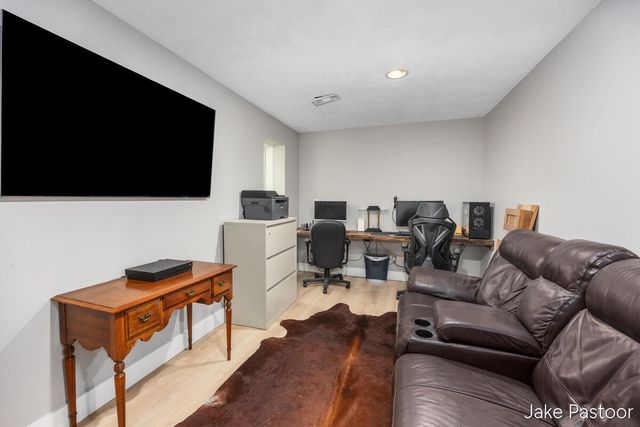 9951 10 Mile Road Ne, Oakfield Twp, MI 49341