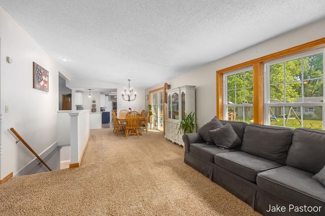 9951 10 Mile Road Ne, Oakfield Twp, MI 49341