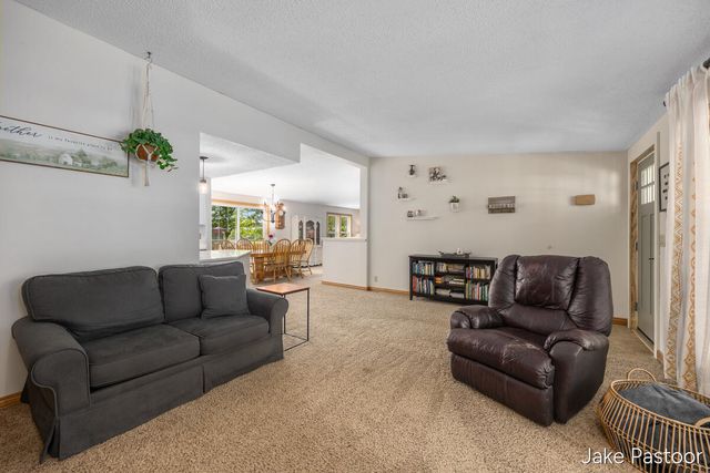 9951 10 Mile Road Ne, Oakfield Twp, MI 49341