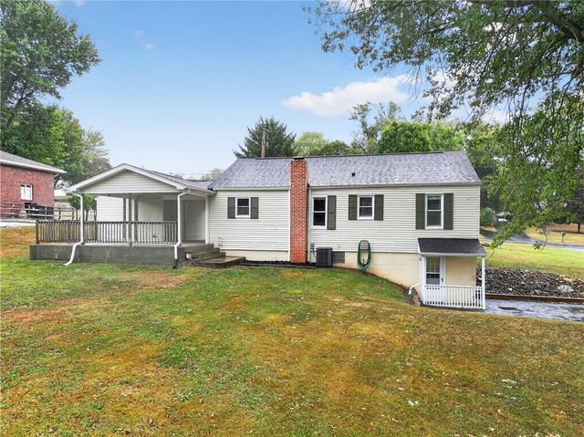 951 Shenango Rd, Chippewa Twp, PA 15010