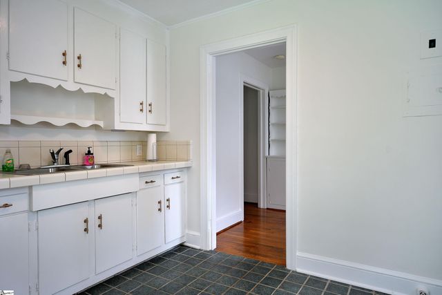 14 Tabor Street, Greenville, SC 29609