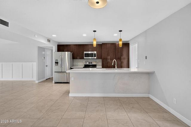 1885 E GENEVA Drive, Tempe, AZ 85282