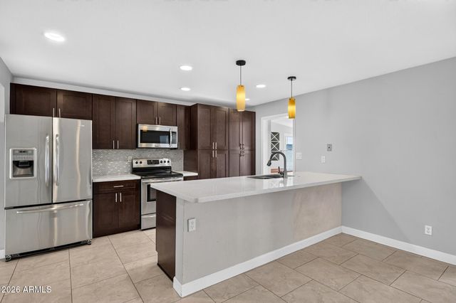 1885 E GENEVA Drive, Tempe, AZ 85282