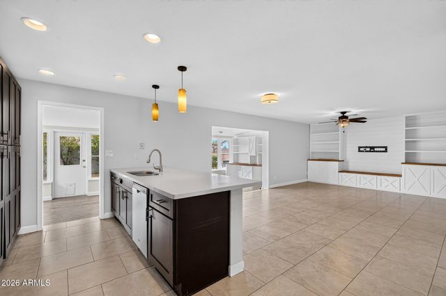 1885 E GENEVA Drive, Tempe, AZ 85282