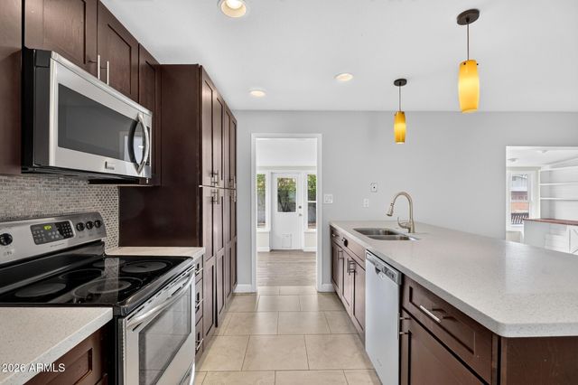 1885 E GENEVA Drive, Tempe, AZ 85282