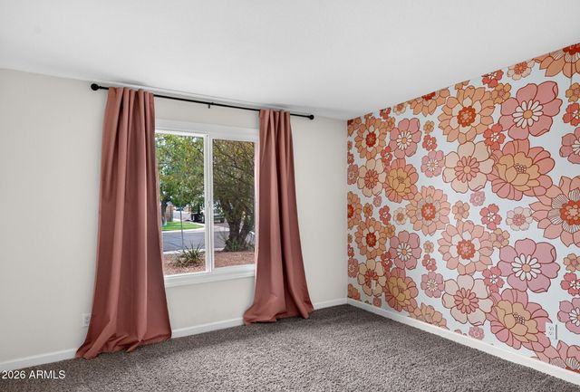 1885 E GENEVA Drive, Tempe, AZ 85282