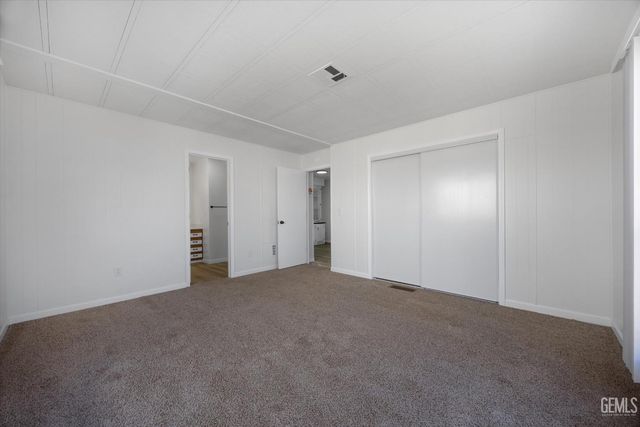120 Cedarwood Lane, Bakersfield, CA 93308