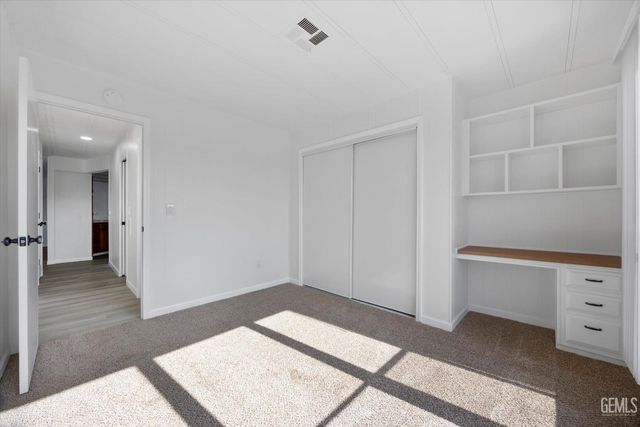 120 Cedarwood Lane, Bakersfield, CA 93308
