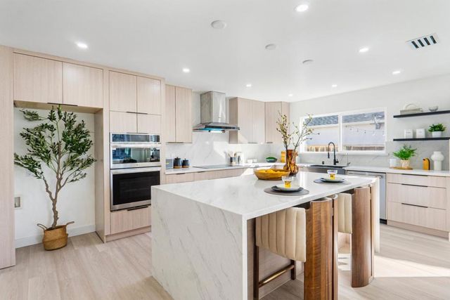 556 N Clover Avenue, San Jose, CA 95128