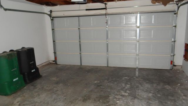 8322 Sandy Glen Lane, Houston, TX 77071