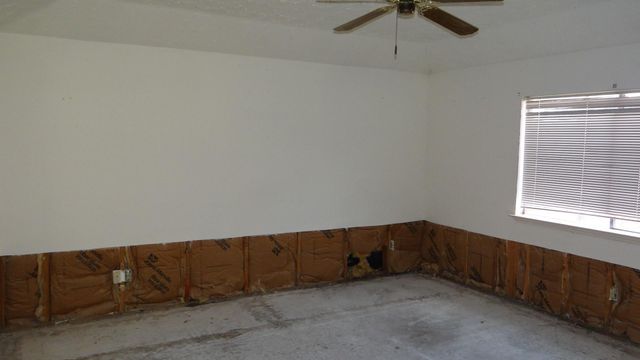 8322 Sandy Glen Lane, Houston, TX 77071