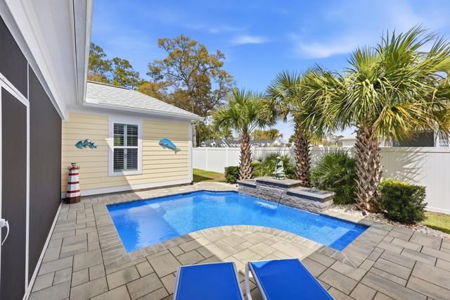 1574 Harbour Place Dr., Calabash, NC 28467