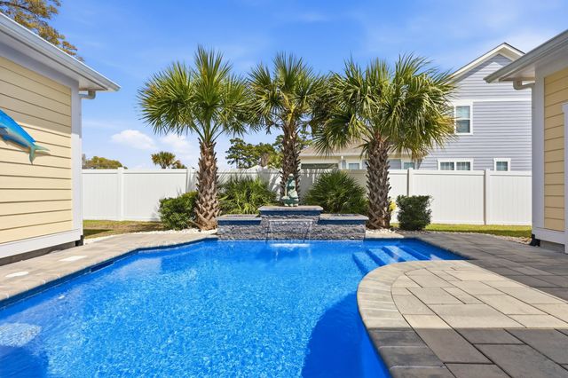 1574 Harbour Place Dr., Calabash, NC 28467