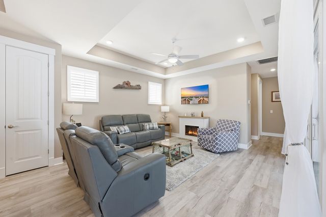 1574 Harbour Place Dr., Calabash, NC 28467