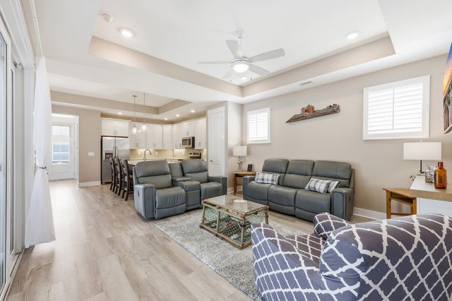 1574 Harbour Place Dr., Calabash, NC 28467